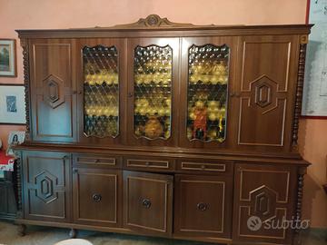 credenza e tavolo