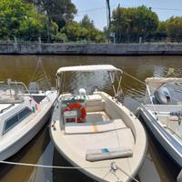 barca auto svuotate motore con trim elettrico