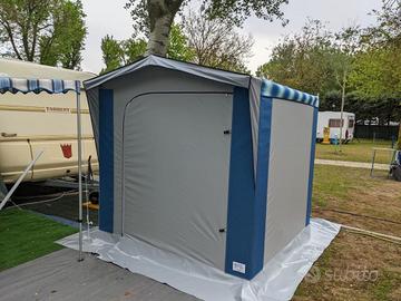 Cucinotto per campeggio