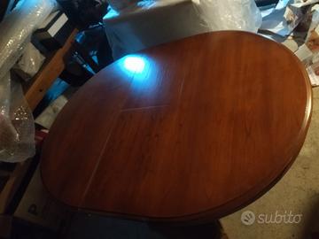 Tavolo rotondo in legno