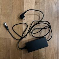 Caricabatterie Bici Elettrica come nuovo