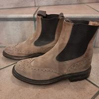 Stivaletti Chelsea Tricker’s Henry Brogue in Suede