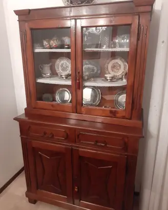 Credenza in legno massiccio fine '800