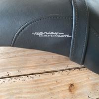 Harley Davidson iron black 883