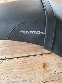 Harley Davidson iron black 883