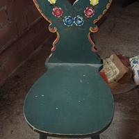 Tavolo, giro panca e sedie tirolesi con cuore