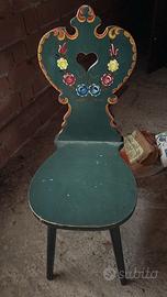 Tavolo, giro panca e sedie tirolesi con cuore