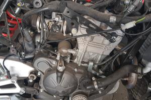 Blocco motore aprilia tuono 125 rs anno 2019