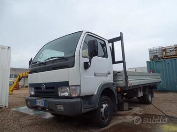 Cabstar 35.12 3.0 TDI CASSONE 3,80 X .2.00