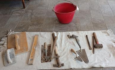 Attrezzi da muratore