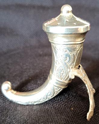 Saliera (o portatalco) vintage in argento 800