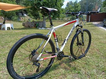 Bicicletta Lapierre Raid 529 MTB