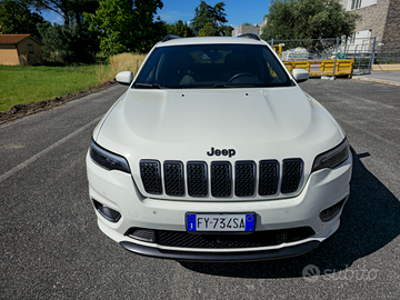 Jeep Cherokee 2.2