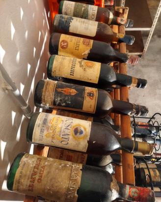 collezione bottiglie vino anni 50/60/70/80/90