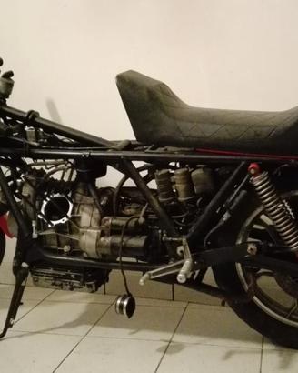 Moto Guzzi le Mans 1