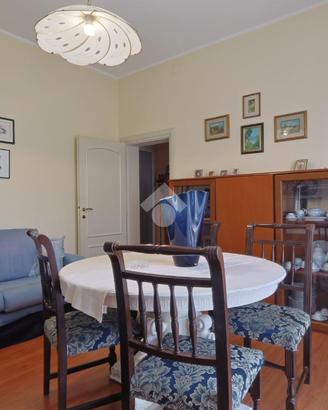 PORZIONE DI BIFAMILIARE A REGGIO NELL'EMILIA