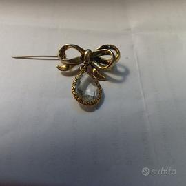 Spilla vintage con cristallo