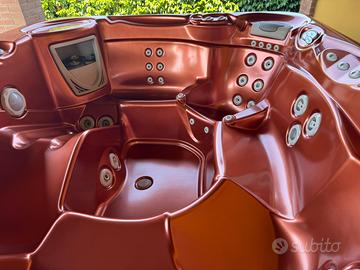 vasca idromassaggio da esterno