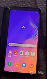 Smartphone Galaxy A9 con cover pelle DUAL SIM