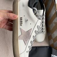 Scarpa Sneakers Golden Goose Superstar.