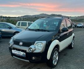 Fiat Panda 1.3 MJT 16V 4x4 Cross ADATTA ANCHE X NE