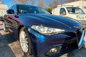 Alfa Romeo Giulia 2.2cc Diesel 150CV