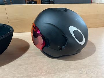 Casco triathlon oakley aro 7