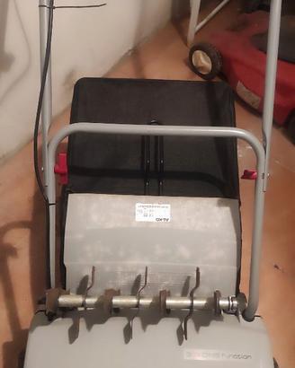 Arieggiatore e Scarificatore elettrico 2 in 1