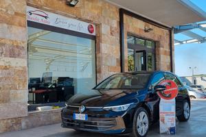 Volkswagen Golf VIII 2.0 tdi Style 150cv dsg