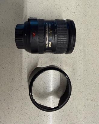 NIKON 18-200 DX  3,5-5,6 VR