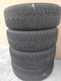 4 ruote con diametro 175/65/R15/84