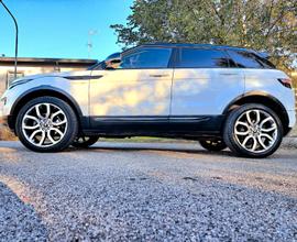 Range Rover Evoque 2.2 Td4 Doppi cerchi e gomme 20