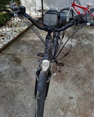Bicicletta elettrica Be-Bikes come nuova 
