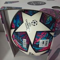 Pallone Adidas