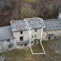 RUSTICO A BOSCO CHIESANUOVA