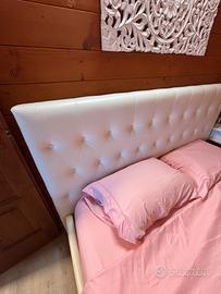 letto contenitore matrimoniale pelle bianca