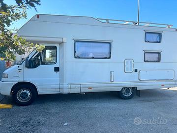 Camper mansardato Elnagh su fiat ducato 230 CEMAC