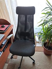 Sedia ufficio  con poggia testa