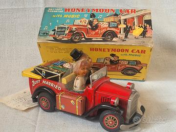 Nomura Giappone anni '60 Auto sposini a batteria.