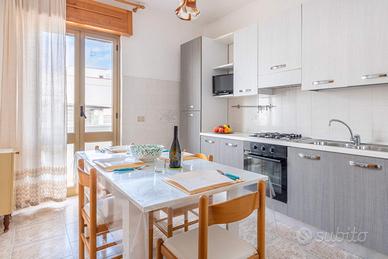 App.5p 50m spiaggia lido conchiglie in centro