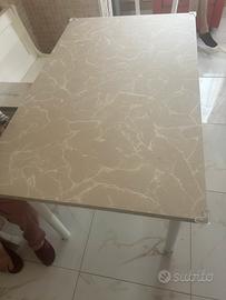 tavolo effetto marmo