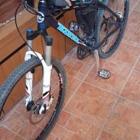 MTB Kona 26"
