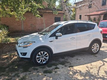 Ford Kuga condizioni pari al nuovo