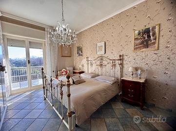 4 LOCALI A MARANO DI NAPOLI