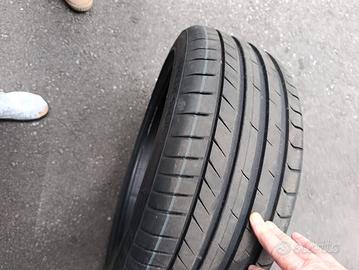 4 gomme estive Vredestein