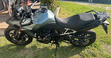 MOTO SUZUKI V STROM 800