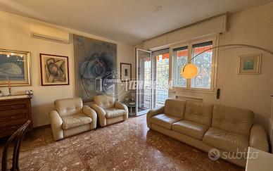 Ampio 5 Locali di 126 mq in Via Goethe - Libero Su