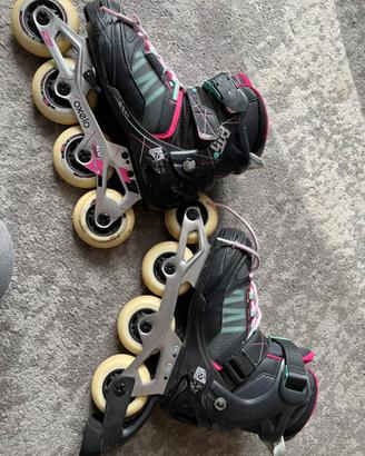 Pattini a rotelle allungabili. Tg. 32-35