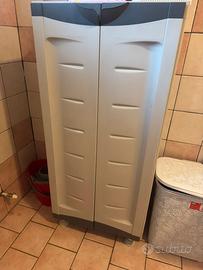 Mobiletto da bagno
