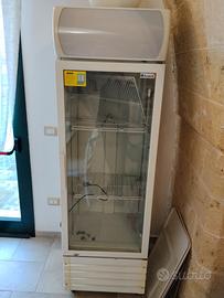 Frigorifero vetrina Amitek